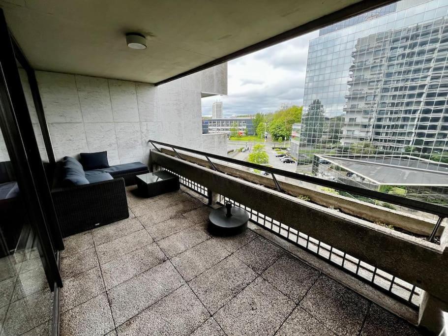 Big Apartment With Parking In Anversa Esterno foto