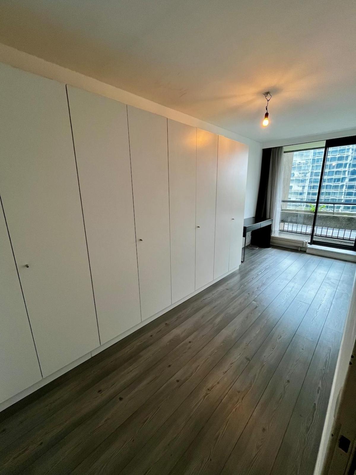 Big Apartment With Parking In Anversa Esterno foto